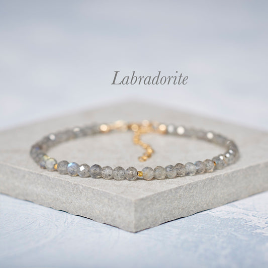 Dainty Labradorite Bracelet (AAA Grade, 3mm)
