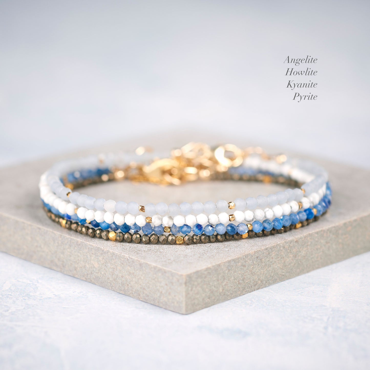 Dainty Howlite Gemstone Bracelet