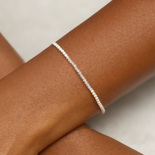 Dainty Aquamarine & Pearl Bracelet