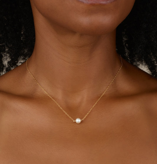 Dainty Solitaire Pearl & Gold Necklace