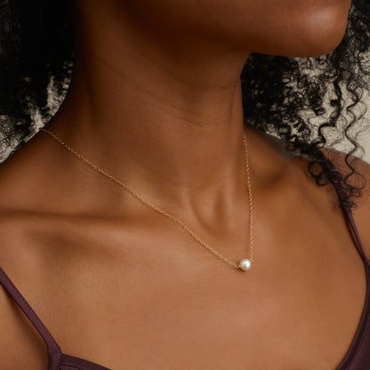 Dainty Solitaire Pearl & Gold Necklace
