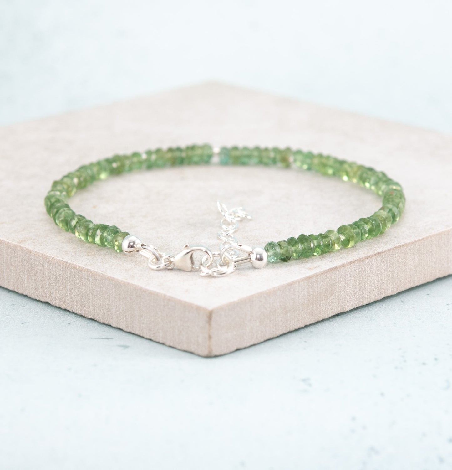 Green Apatite Gemstone Bracelet (3mm)