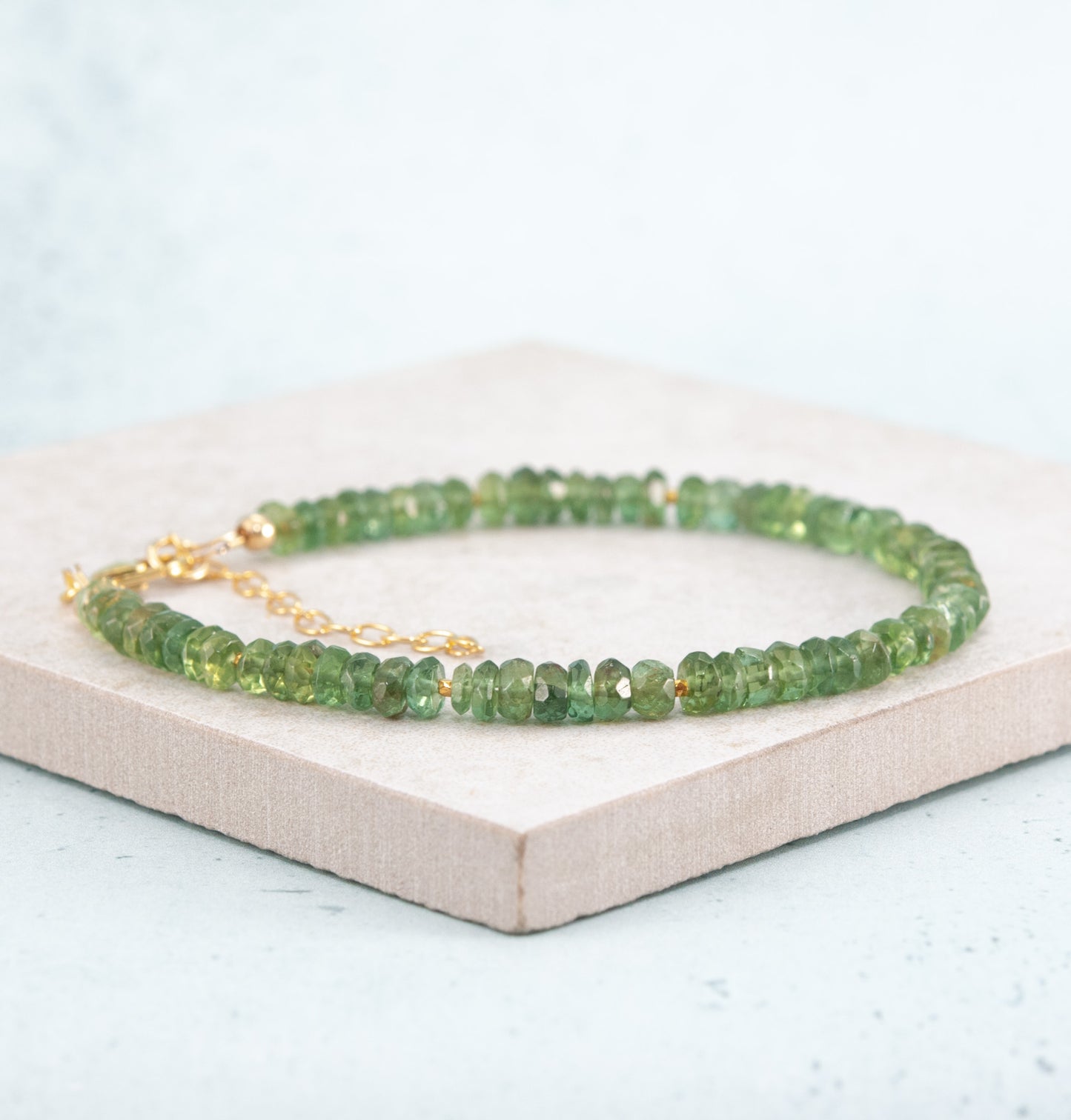 Green Apatite Gemstone Bracelet (4-5mm)