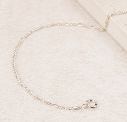 Dainty Silver Figaro Chain Bracelet