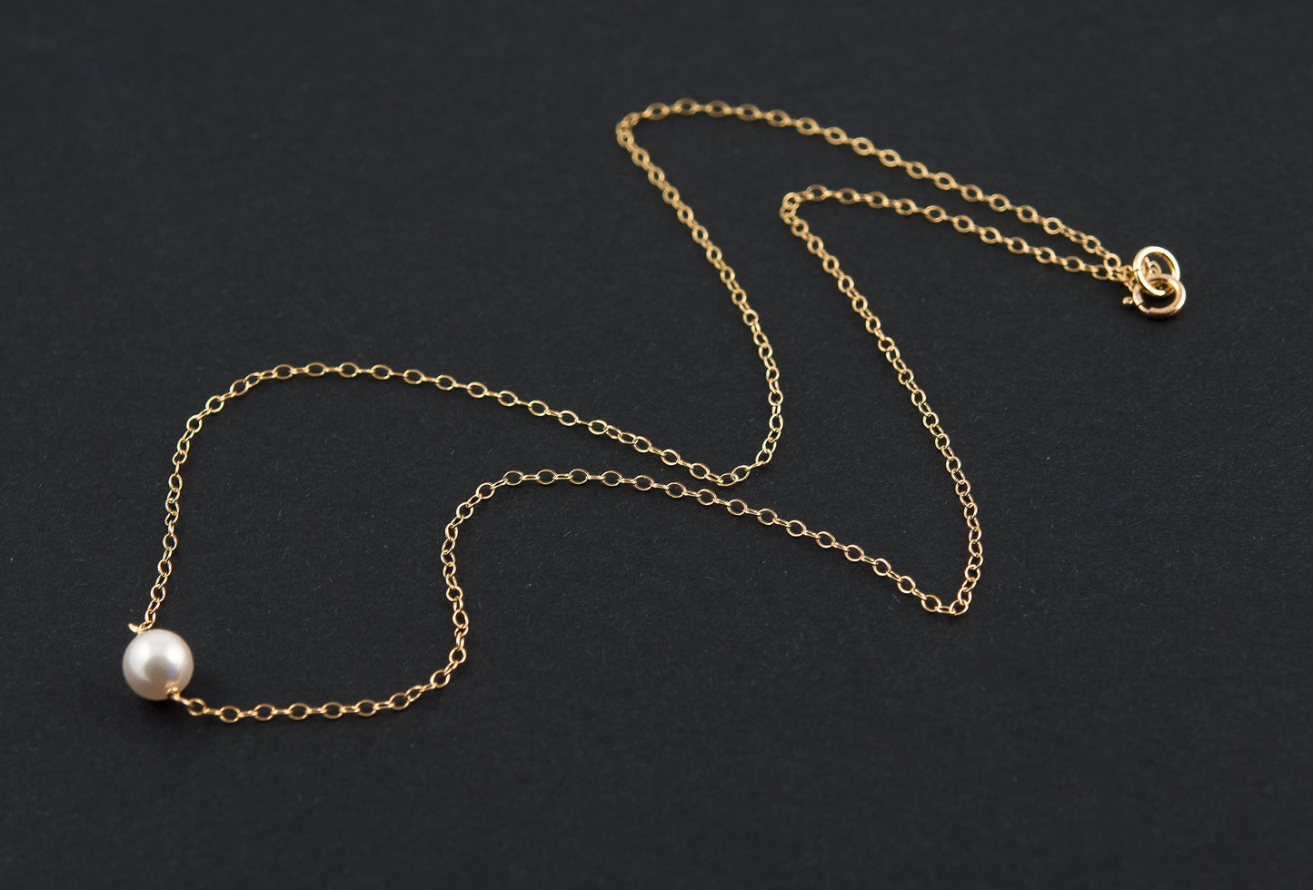 Dainty Solitaire Pearl & Gold Necklace