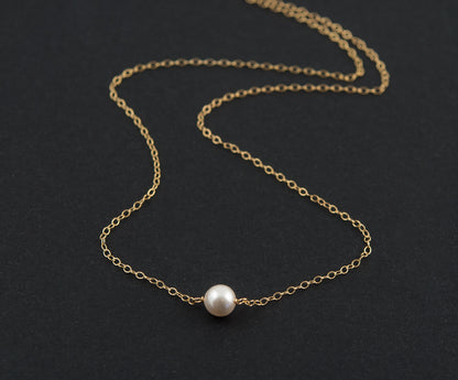 Dainty Solitaire Pearl & Gold Necklace
