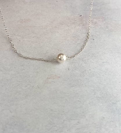 Dainty Solitaire Pearl & Silver Necklace